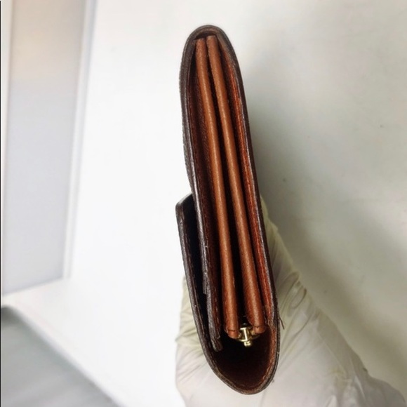Authentic Louis Vuitton wallet - Picture 4 of 7